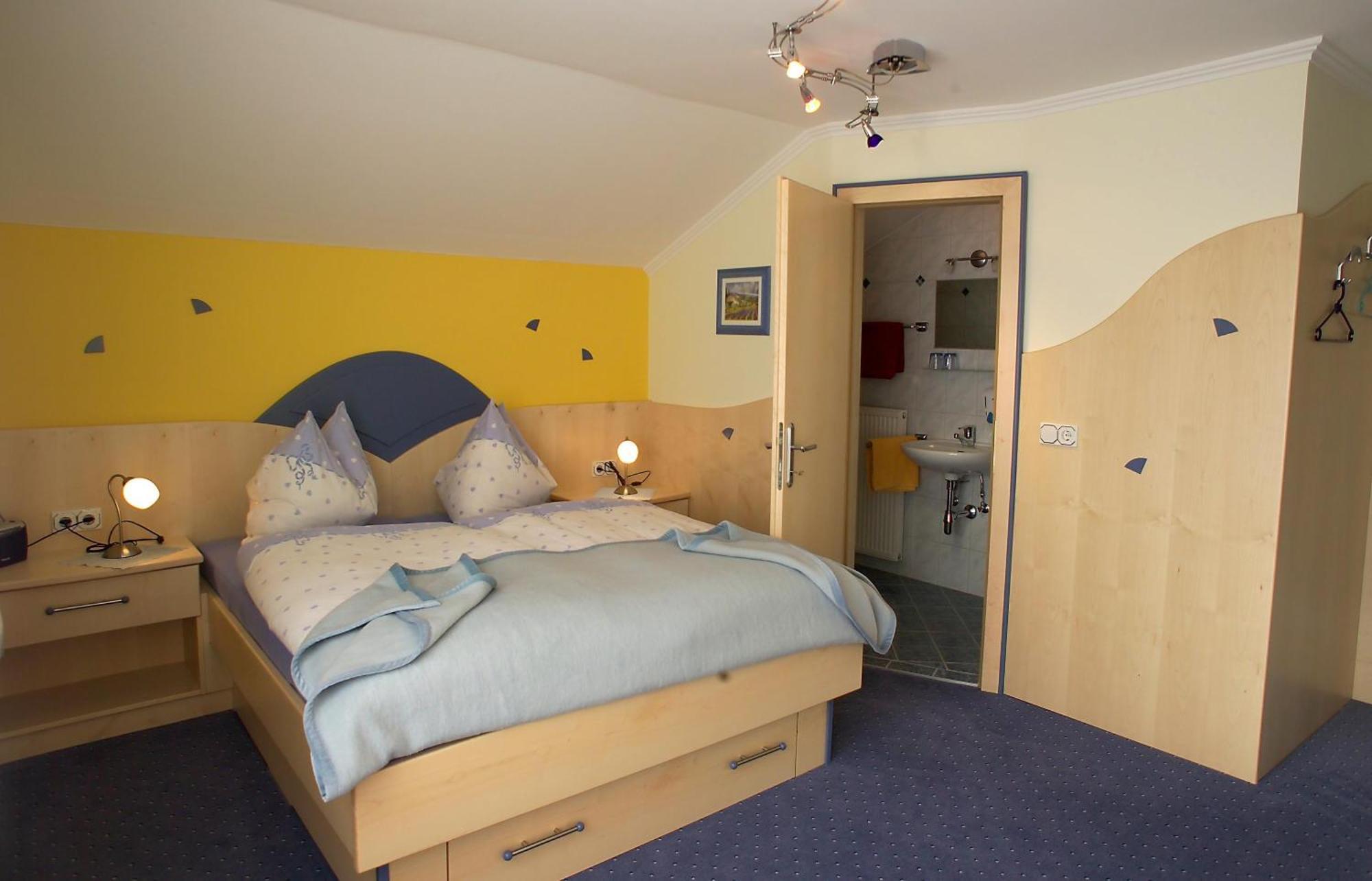 Hotel Garni Zerza Tropolach Ruang foto