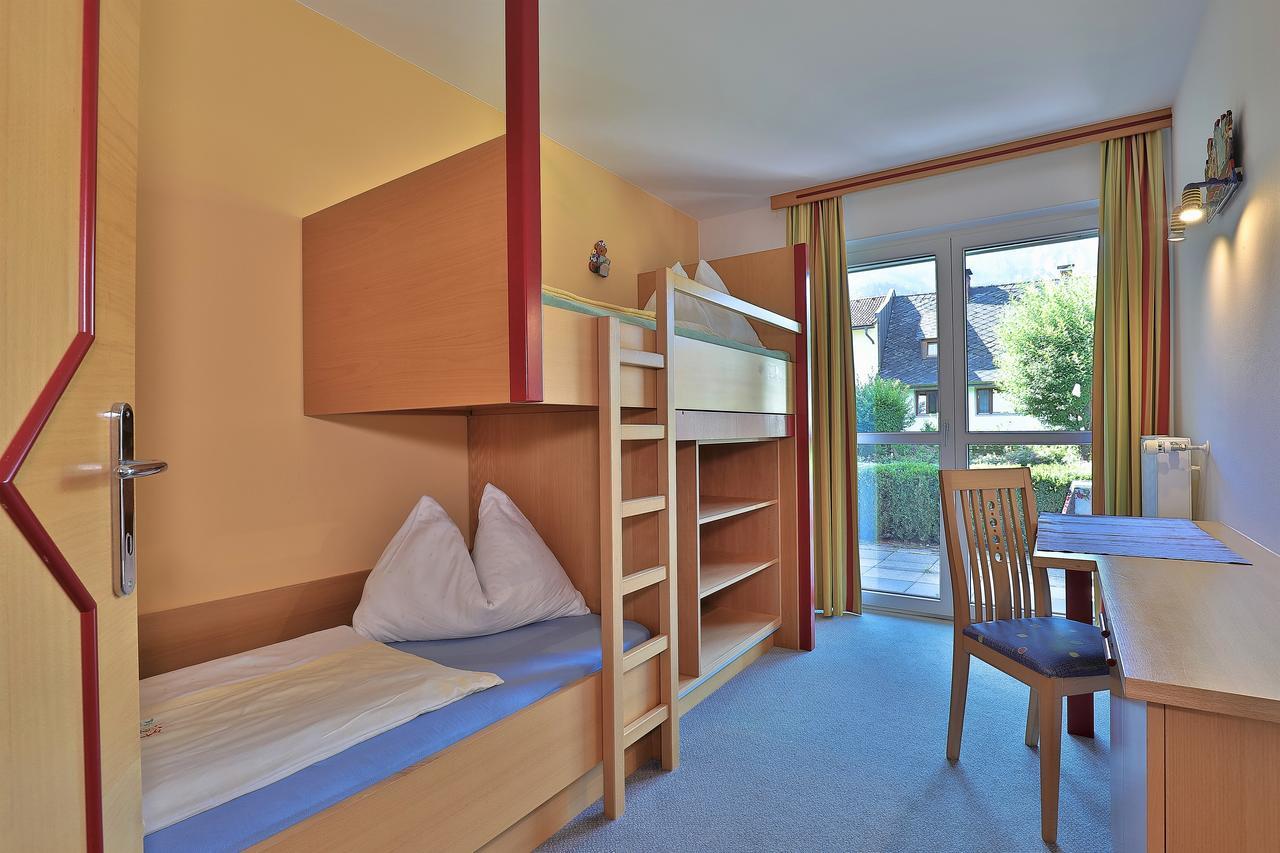 Hotel Garni Zerza Tropolach Bagian luar foto